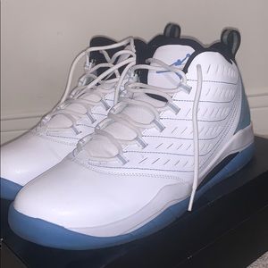 Jordan Velocity White/Ice bottom